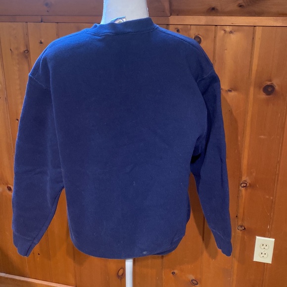 Retro sweatshirt/uniform from Sun country Airlines based out of MPLS - Picture 2 of 4